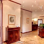 Valentino Centro Storico Hotel