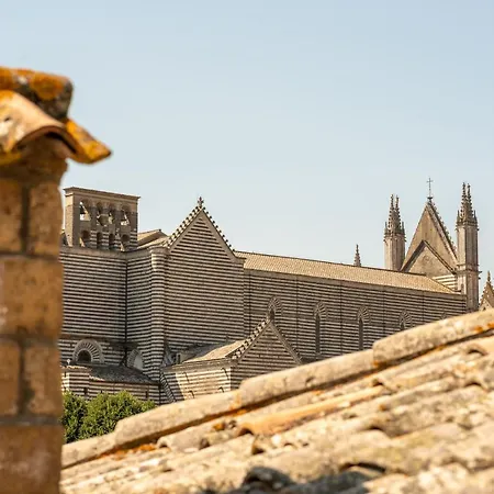 ヴァレンティノ チェントロ ストーリコ ホテル