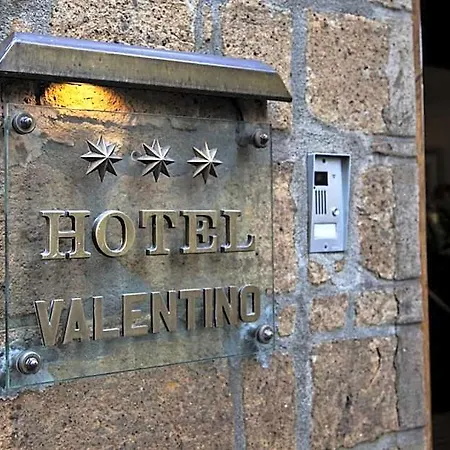 Valentino Centro Storico Отель 3*