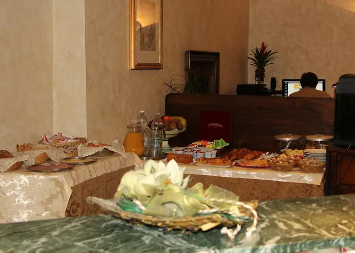 Valentino Centro Storico فندق