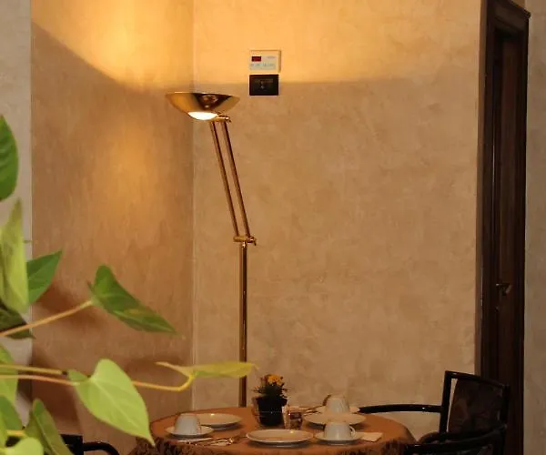 فندق Valentino Centro Storico