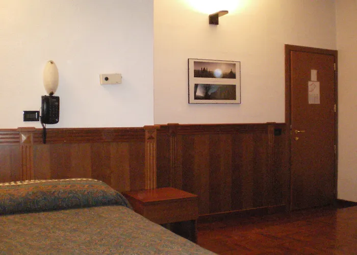 فندق Valentino Centro Storico