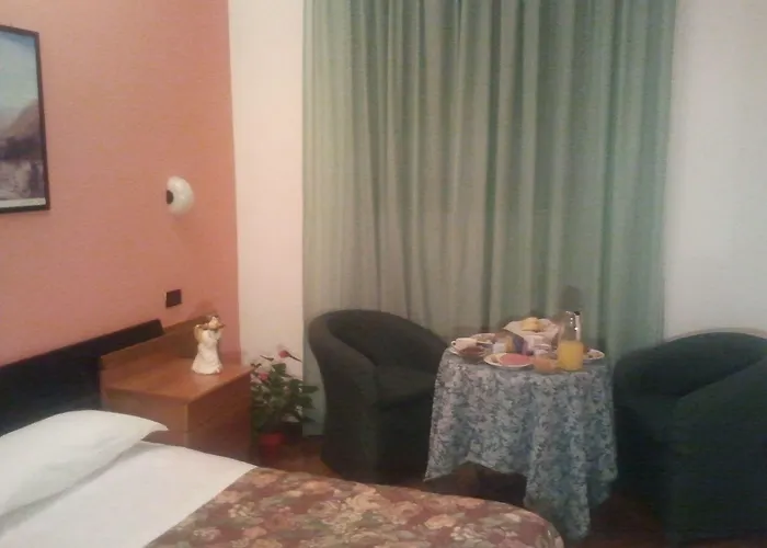 ホテル ヴァレンティノ チェントロ ストーリコ