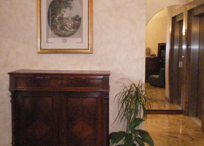 فندق Valentino Centro Storico أورفييتو