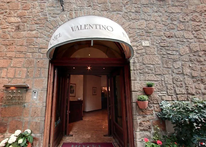 Valentino Centro Storico فندق أورفييتو