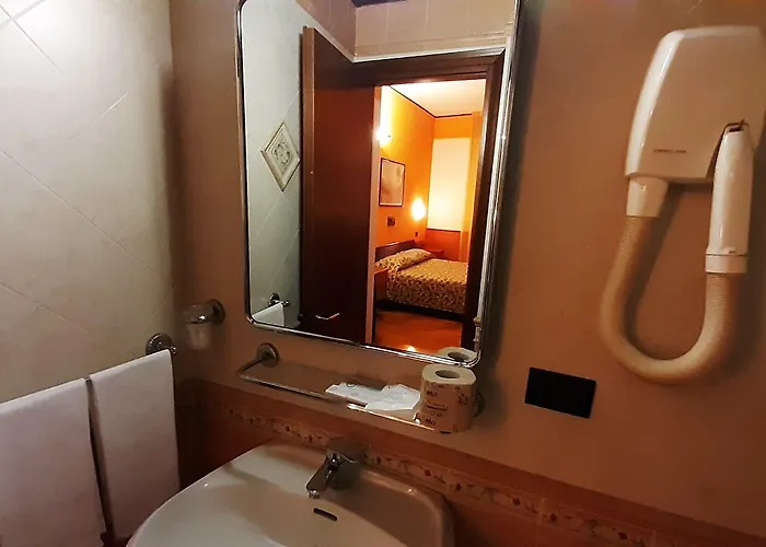 ホテル ヴァレンティノ チェントロ ストーリコ 3*