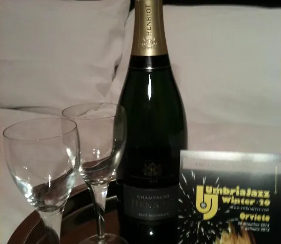 فندق Valentino Centro Storico